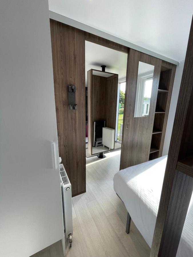 Chalet 3 Slaapkamers Oasis 19 Jabbeke  Εξωτερικό φωτογραφία