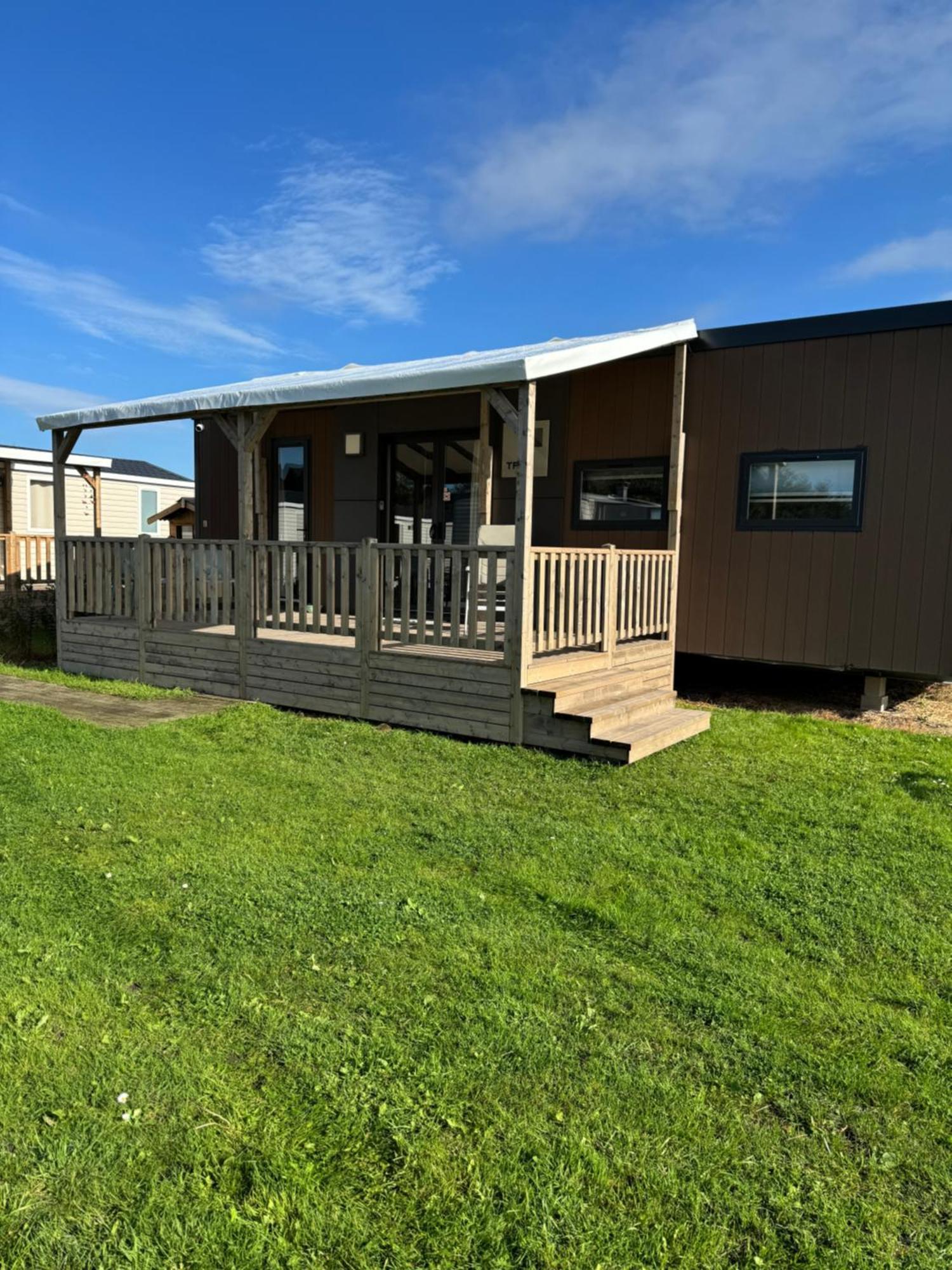 Chalet 3 Slaapkamers Oasis 19 Jabbeke  Εξωτερικό φωτογραφία